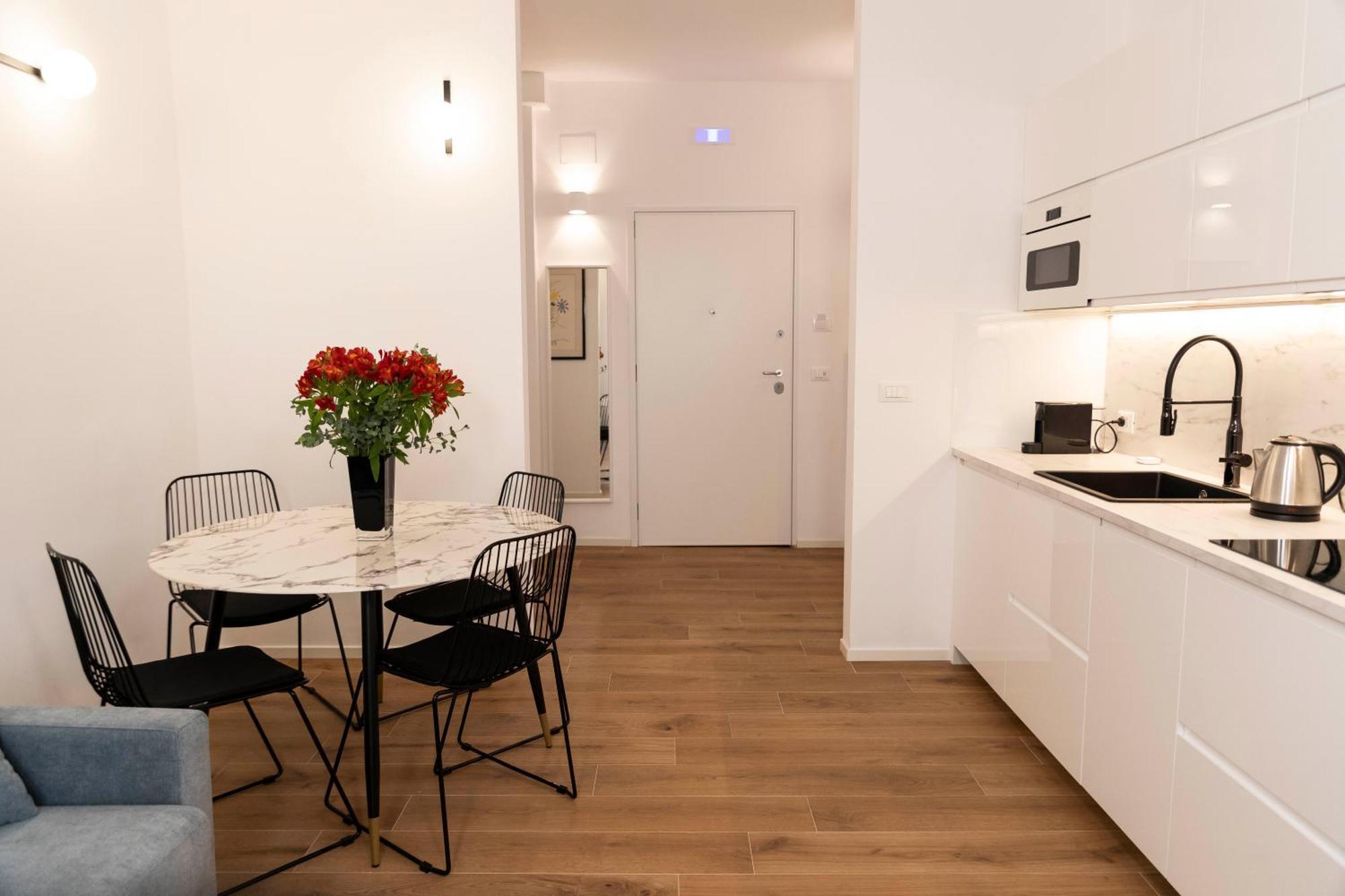Apartmán "42Metriquadri" A Bari Exteriér fotografie